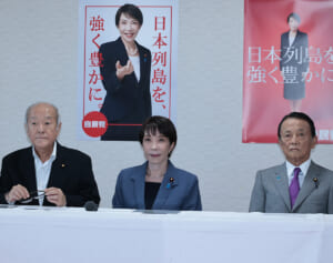 高市首相　“鈴木幹事長続投”から見える「2027年も再選めざす」長期政権構想…福岡県議会の“金銭授受疑惑”で萩生田氏が腫れ物化