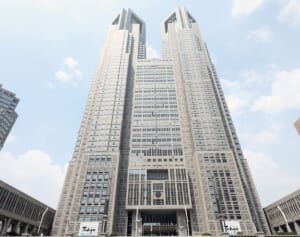2001年～2004年での教え子への“性加害”で高校教諭が懲戒免職 「退職金は支払われません」都教委が本誌に説明、“交際”も否定