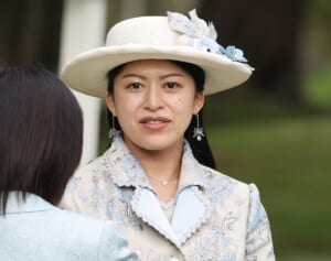 承子さま　メガバン恋人とのラブラブデートから4年…宮内庁内で「来春にもご結婚か」と囁かれるワケ