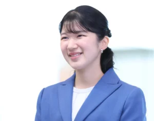 愛子さま　8日間で“日本2000キロ縦断”ご公務に奔走！日赤ご出社も一時自粛の陰に“皇室への危機感”