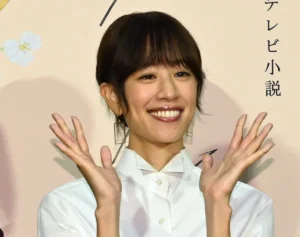 《両親同士も親交が》石橋静河　幼いころにはおむつ交換→現在では夫婦役を演じる関係になった人気俳優