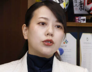 「益々調子に乗りそう」と心無い声も…産休中の36歳現職女性市長　TIME誌「次世代の100人」選出に地元有権者が明かす“本音”