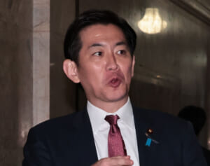 小林鷹之氏「有事に匹敵するくらいの状況」サイバー攻撃への懸念に“危機感薄すぎ”の指摘…自民資料はいまだに「サイバー有事前夜」の甘い認識