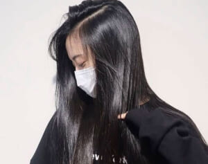 《5万5千円の“お茶会”に批判も》一度消えた元バラエティ女王　不倫疑惑騒動→極秘結婚の夫が急死→実業家転身で“パリコレ”目指す現在地