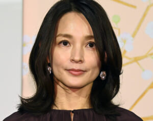 国仲涼子　朝ドラ帰還現場でヒロイン・石橋静河からプレゼントされた「意外なもの」