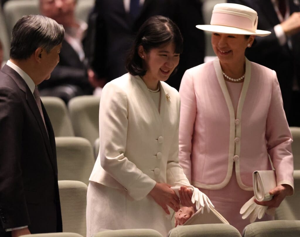 《ピッピとまりのかかりつけ医も》雅子さまが20年以上続ける“お忍び聴講”の陰に91歳伝説の女性獣医との極秘交流