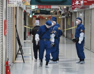 中野ブロードウェイで「4600万円」高級時計が盗難被害…8月にも「2億円」時計強盗発生、警戒ポスター貼るも再発