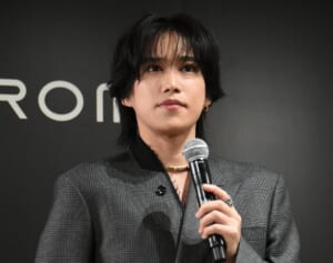 「Snow Man全員に贈った」キスマイ千賀が愛用する美容アイテムとは？生見愛瑠も「無人島に持っていきたい」と絶賛