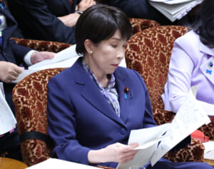 「見直した事はない」高額療養費パブコメ約5300件も反映ゼロ…厚労省の冷酷答弁と専門家が指摘する「お問い合わせフォーム」化問題