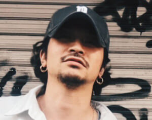 「前から入ってた？」超人気の紅白出場アーティスト　久しぶりのSNS更新で披露した“右腕タトゥー”近影にファン騒然